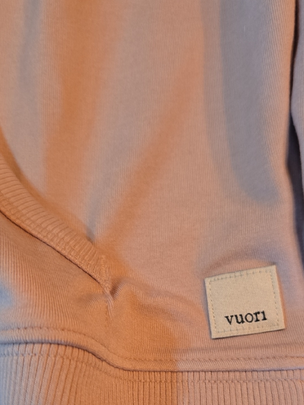 Like New ! VUORI HALO Vintahe Rose Modern Hoodie and Pant Set S/M - Picture 4 of 10